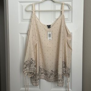 Torrid Peep Shoulder Ivory Blouse woman’s 3X New